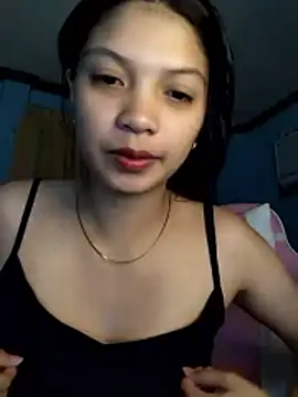 Snapshot of pinay_kitty23 chatting on June 21, 9:34 am pinay kitty23 online show from June 21, 9:34 am