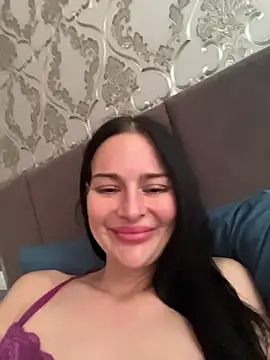 Snapshot of LeilaJarvis chatting on August 9, 2:55 pm LeilaJarvis online show from August 9, 2:55 pm