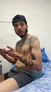 milkhot777 online show from March 21, 2:42 pm