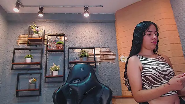 YourFeetFantasy online show from March 27, 7:13 pm