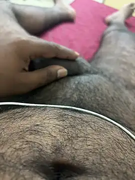 Anandhunan0703 online show from May 2, 10:53 am