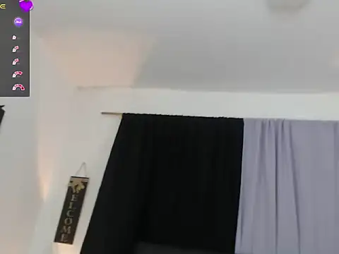 Snapshot of Mia_Coock chatting on March 24, 9:31 pm Mia Coock online show from March 24, 9:31 pm