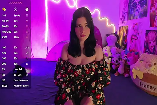 corina  pink online show from June 5, 5:25 am