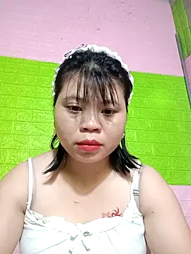 Dumi 009 online show from May 4, 3:41 pm