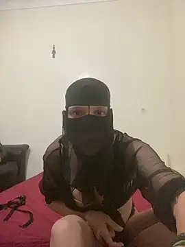 Snapshot of Achwak chatting on March 25, 12:05 am Achwak online show from March 25, 12:05 am