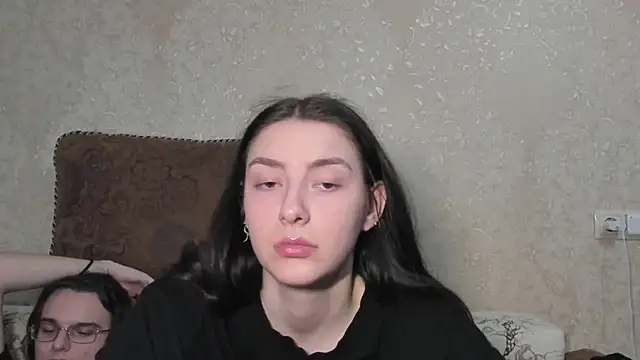 Snapshot of muuur_love231 chatting on July 1, 8:08 pm muuur love231 online show from July 1, 8:08 pm