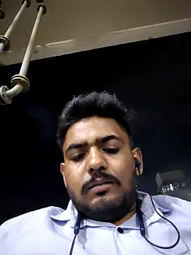 roselover2222 online show from July 12, 8:33 pm