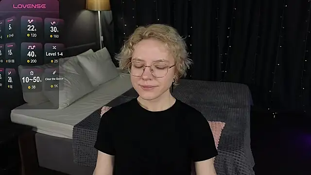 Snapshot of HottoKori chatting on May 22, 5:36 am HottoKori online show from May 22, 5:36 am