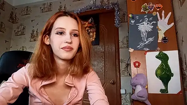 SirenFrost online show from April 21, 3:39 pm