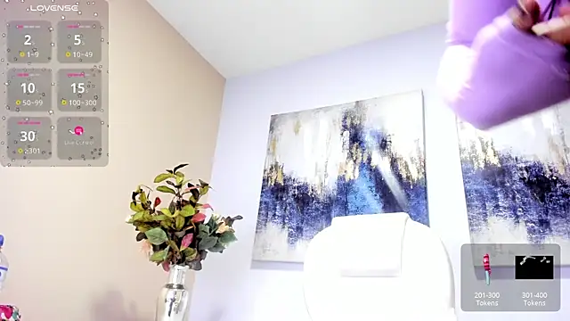 andreazoe online show from May 7, 2:00 pm