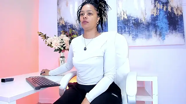 andreazoe online show from June 9, 2:28 pm