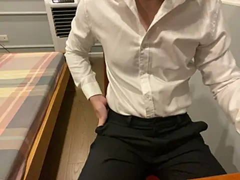 17Komodo online show from July 30, 3:44 pm