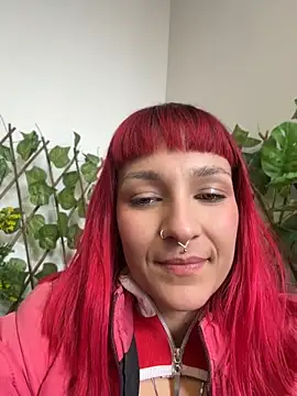 Snapshot of Amelie-RedHoney chatting on June 7, 6:00 pm Amelie-RedHoney online show from June 7, 6:00 pm