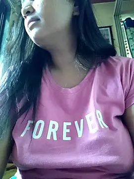 Snapshot of Tridha_2 chatting on May 17, 10:11 am Tridha 2 online show from May 17, 10:11 am