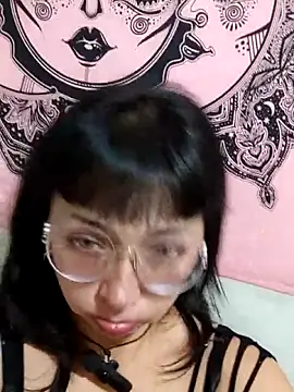 Snapshot of LisaMargo chatting on June 13, 2:53 am LisaMargo online show from June 13, 2:53 am