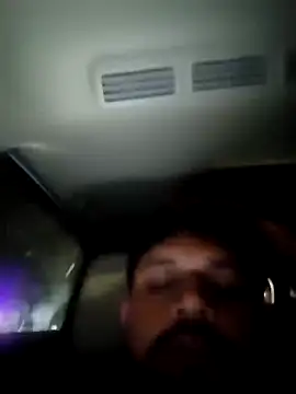 Snapshot of B_S0051 chatting on March 29, 5:57 pm B S0051 online show from March 29, 5:57 pm