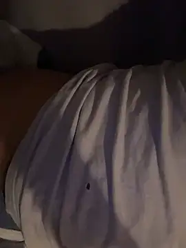 Snapshot of Kadenj92 chatting on March 23, 12:03 am Kadenj92 online show from March 23, 12:03 am