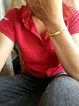 Snapshot of Lucky-beo chatting on May 16, 12:51 am Lucky-beo online show from May 16, 12:51 am