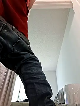 middickstroking online show from May 3, 10:16 pm