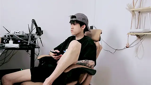 zzzzppp3 online show from July 13, 3:31 am