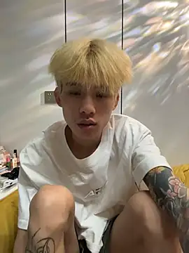 zzzzppp3 online show from July 29, 2:10 am