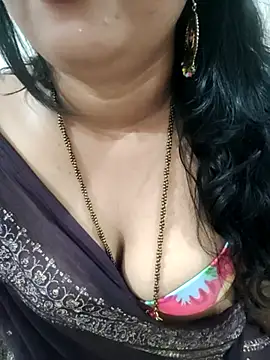 Snapshot of Ramya_456 chatting on June 28, 6:08 am Ramya 456 online show from June 28, 6:08 am