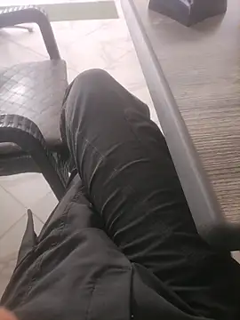 Mamhoun88 online show from April 15, 3:52 pm