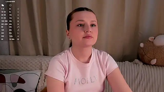 LorriMonz online show from May 6, 1:36 am