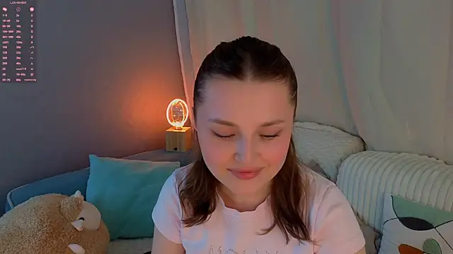 LorriMonz online show from June 6, 1:43 am