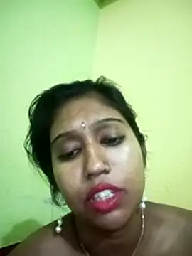 bannerjeesneha20 online show from May 8, 2:55 pm
