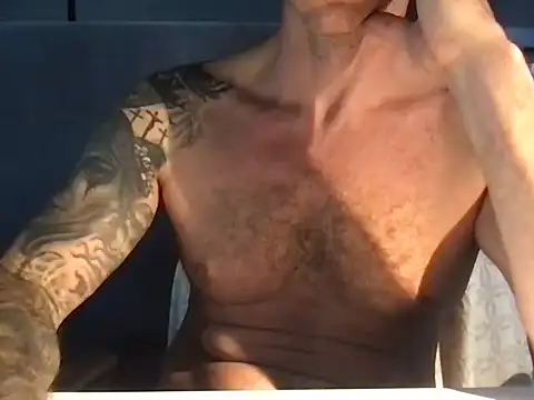 Snapshot of Catfatcock chatting on March 23, 8:46 pm Catfatcock online show from March 23, 8:46 pm