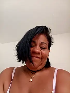 Snapshot of Veronica_missbigg chatting on April 19, 6:10 pm Veronica missbigg online show from April 19, 6:10 pm