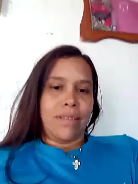 alexandra-queen online show from May 9, 4:45 pm