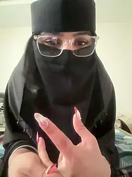 karandeep kaur isback online show from March 25, 7:14 am