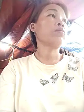 Ely-cute2k online show from May 1, 11:53 pm