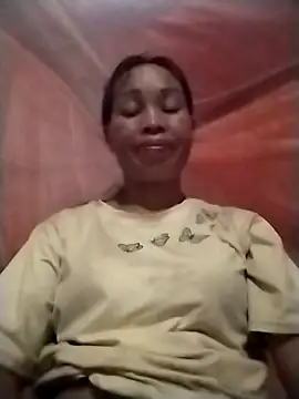 Ely-cute2k online show from May 11, 2:01 pm