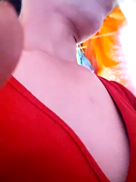 Ely-cute2k online show from May 14, 3:46 am