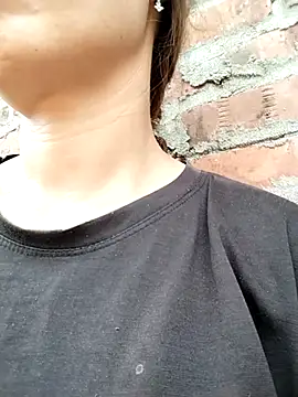 Ely-cute2k online show from May 24, 9:14 am