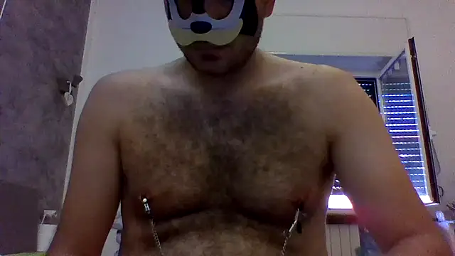 Snapshot of Tony855 chatting on July 6, 9:39 am Tony855 online show from July 6, 9:39 am