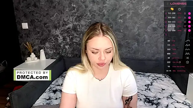 StasyLucke online show from April 29, 4:05 am