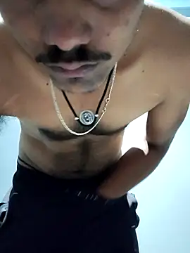 luck00y online show from April 7, 4:57 am