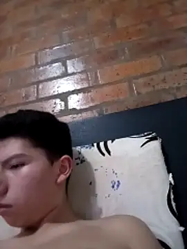 Snapshot of lat99005 chatting on March 24, 5:29 pm lat99005 online show from March 24, 5:29 pm