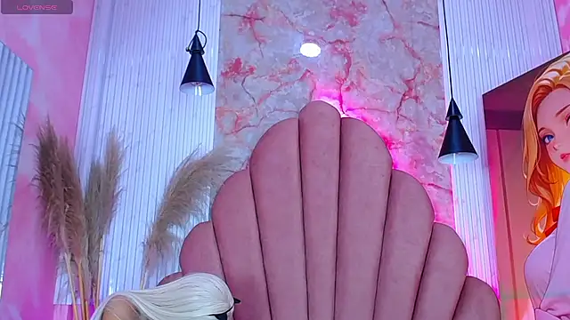 Chloe Harrington online show from May 8, 12:10 pm