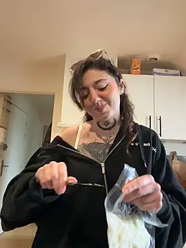 oce xxx online show from March 31, 4:51 pm