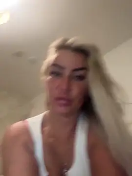 Irishdomgypsy online show from March 27, 7:24 pm