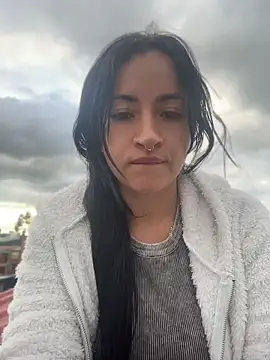 Snapshot of kimberly_peter chatting on June 1, 10:33 pm kimberly peter online show from June 1, 10:33 pm