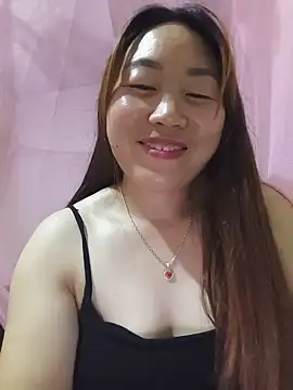 Snapshot of he-se-kin chatting on June 3, 2:33 pm he-se-kin online show from June 3, 2:33 pm