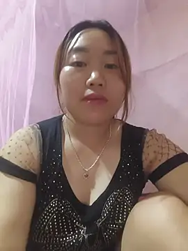 Snapshot of he-se-kin chatting on June 4, 2:45 pm he-se-kin online show from June 4, 2:45 pm