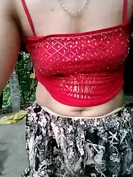 Snapshot of Bianca_Nina chatting on May 17, 10:50 pm Bianca Nina online show from May 17, 10:50 pm