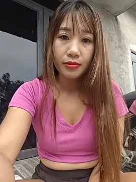 xinhxinh-cute online show from May 1, 12:37 am